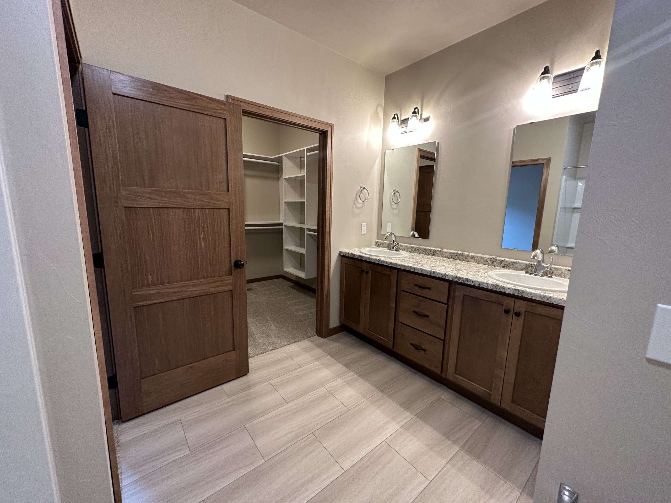 W5298 State Road 114. Menasha, WI 54952