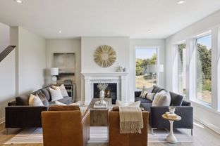 The Edge At Eastbrooke por Stonegate Builders en Minneapolis-St. Paul Minnesota