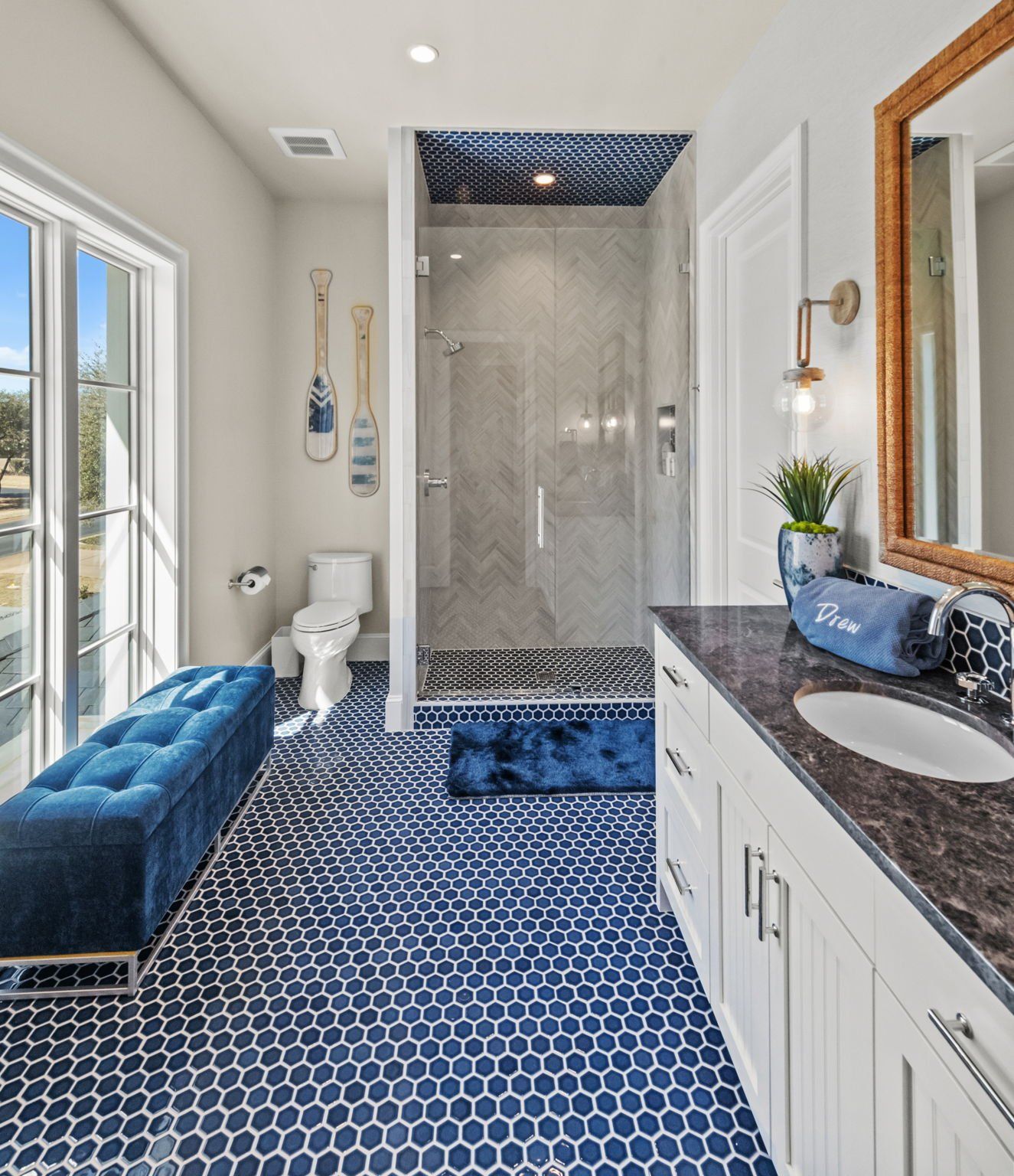 casa en WillowTree LLC por WillowTree LLC