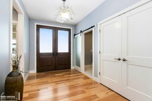 Terry Knutsen Home Builder, Inc. por Terry Knutsen Home Builder, Inc. en Davenport-Moline Iowa