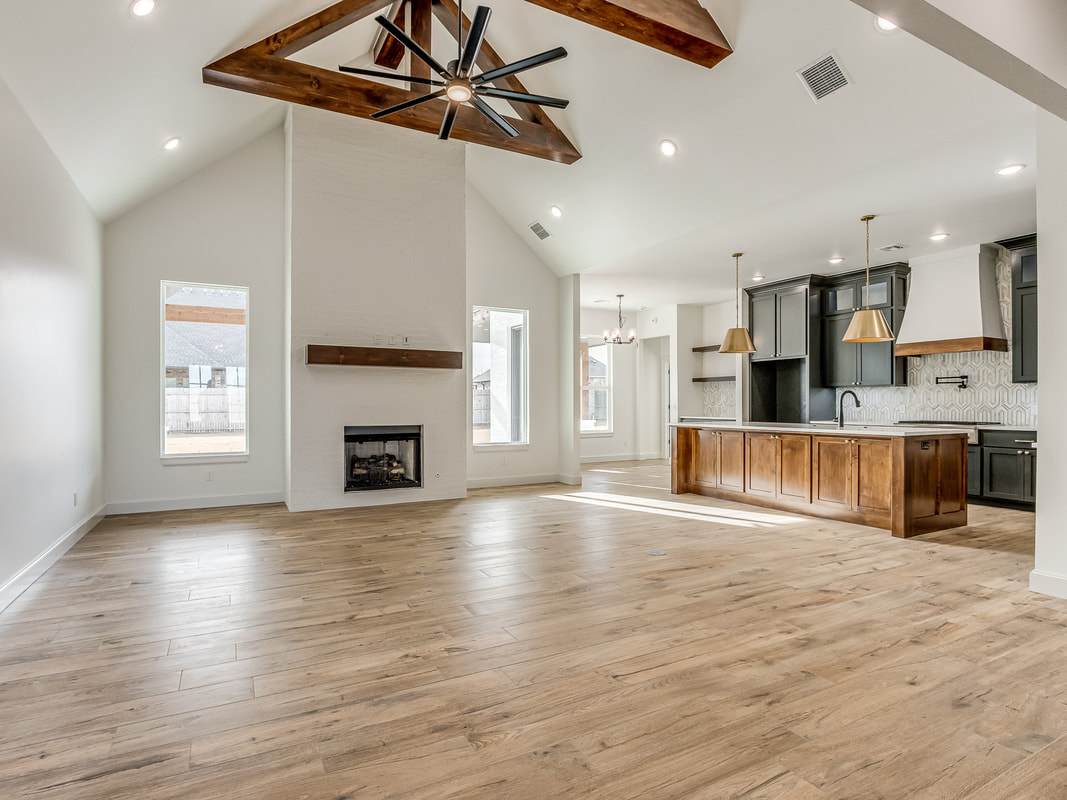 casa en League Custom Homes Inc por League Custom Homes Inc