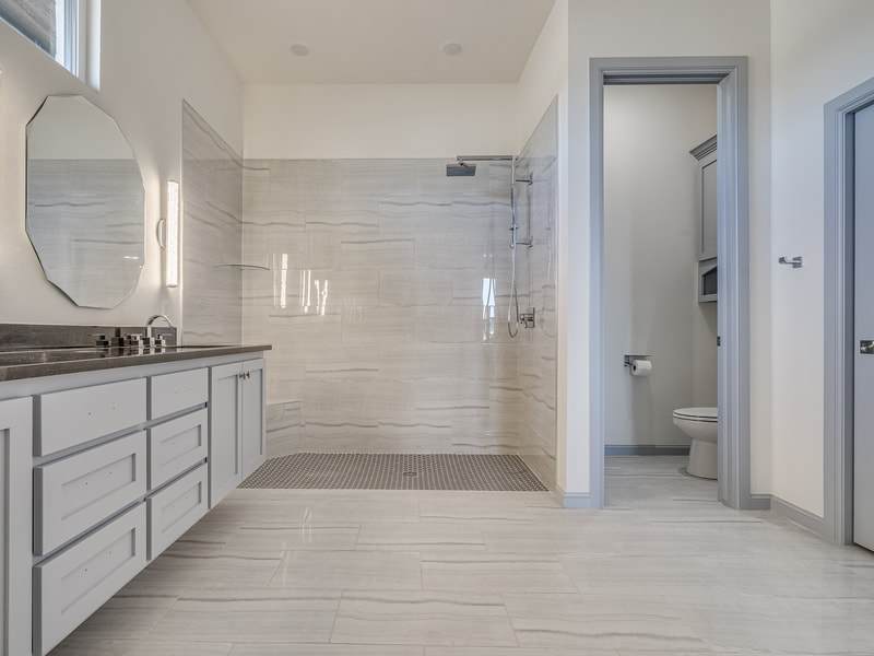 League Custom Homes Inc por League Custom Homes Inc en Oklahoma City Oklahoma