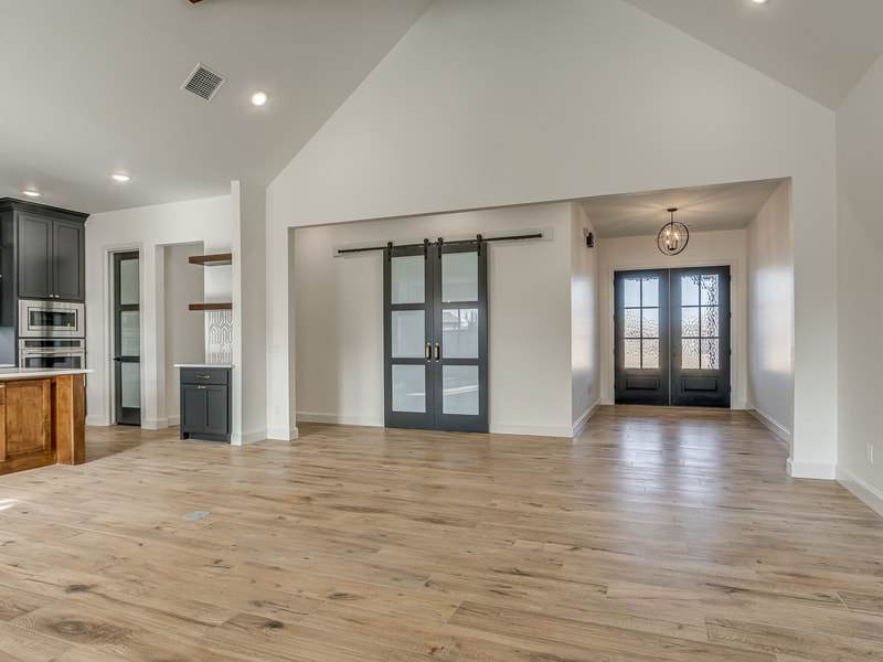 casa en League Custom Homes Inc por League Custom Homes Inc