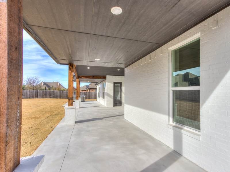 casa en League Custom Homes Inc por League Custom Homes Inc