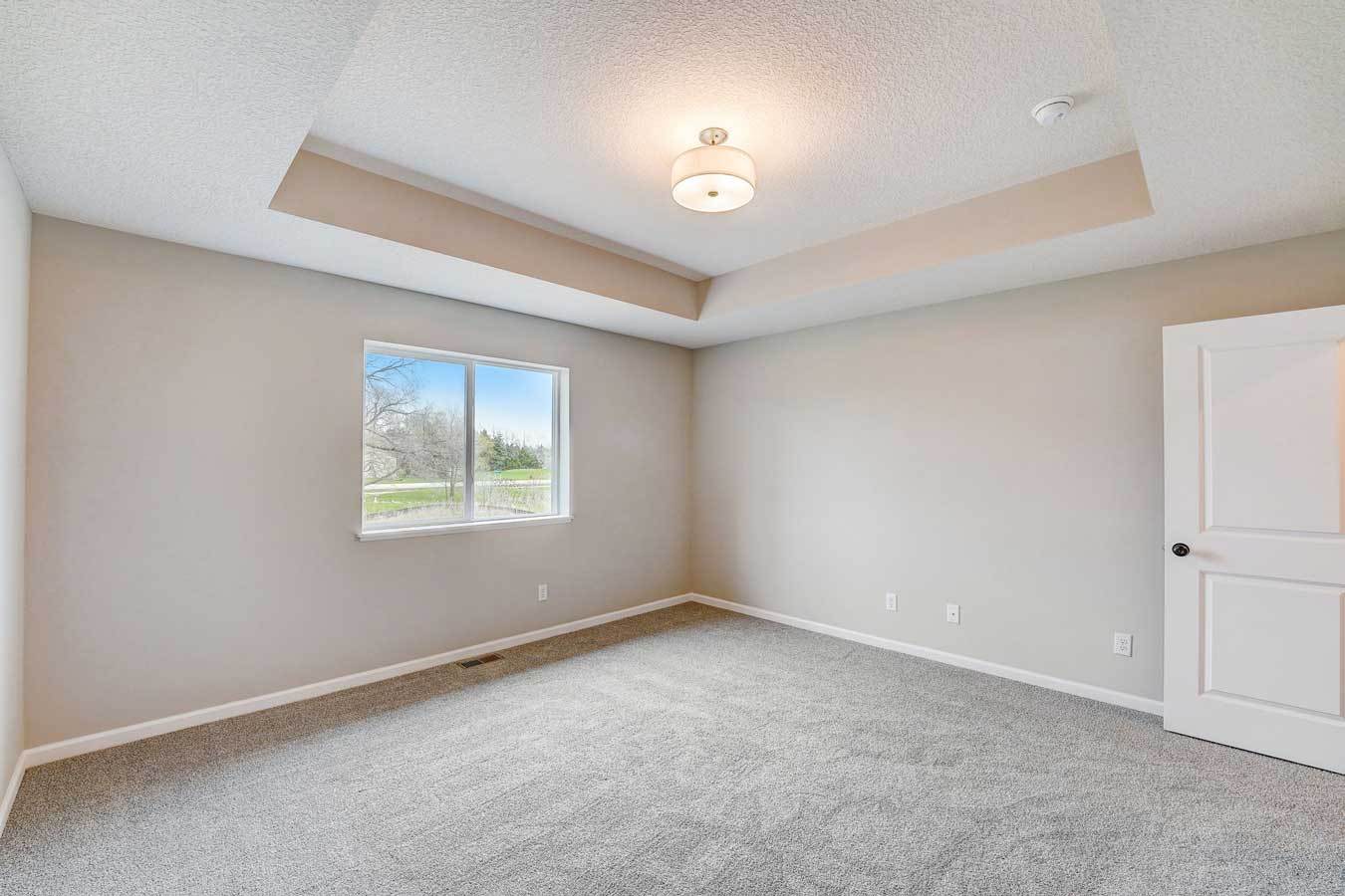 casa en Crow River Heights por LOOMIS HOMES