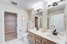 casa en Crow River Heights por LOOMIS HOMES