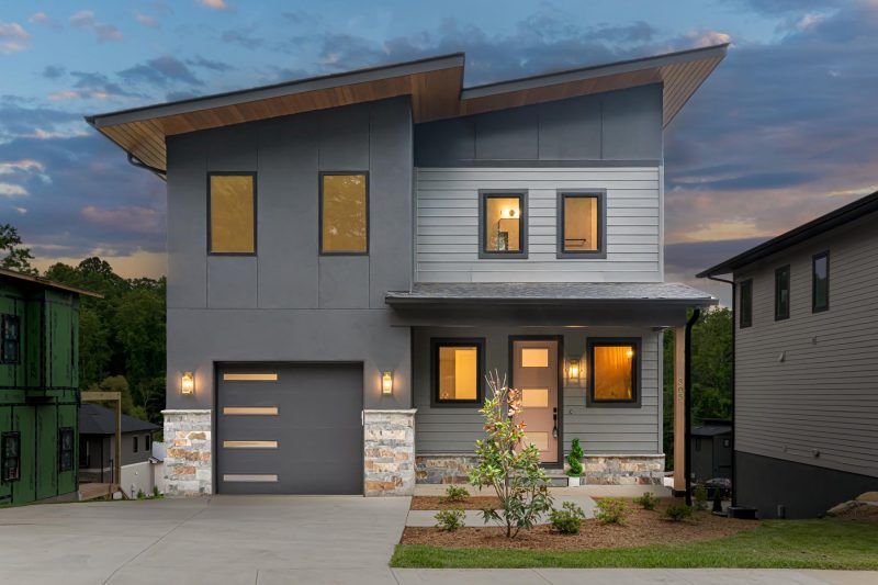 casa en Semi Custom Homes por Buchanan Construction LLC