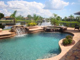 Masterpiece Custom Homes por Masterpiece Custom Homes en Sarasota-Bradenton Florida