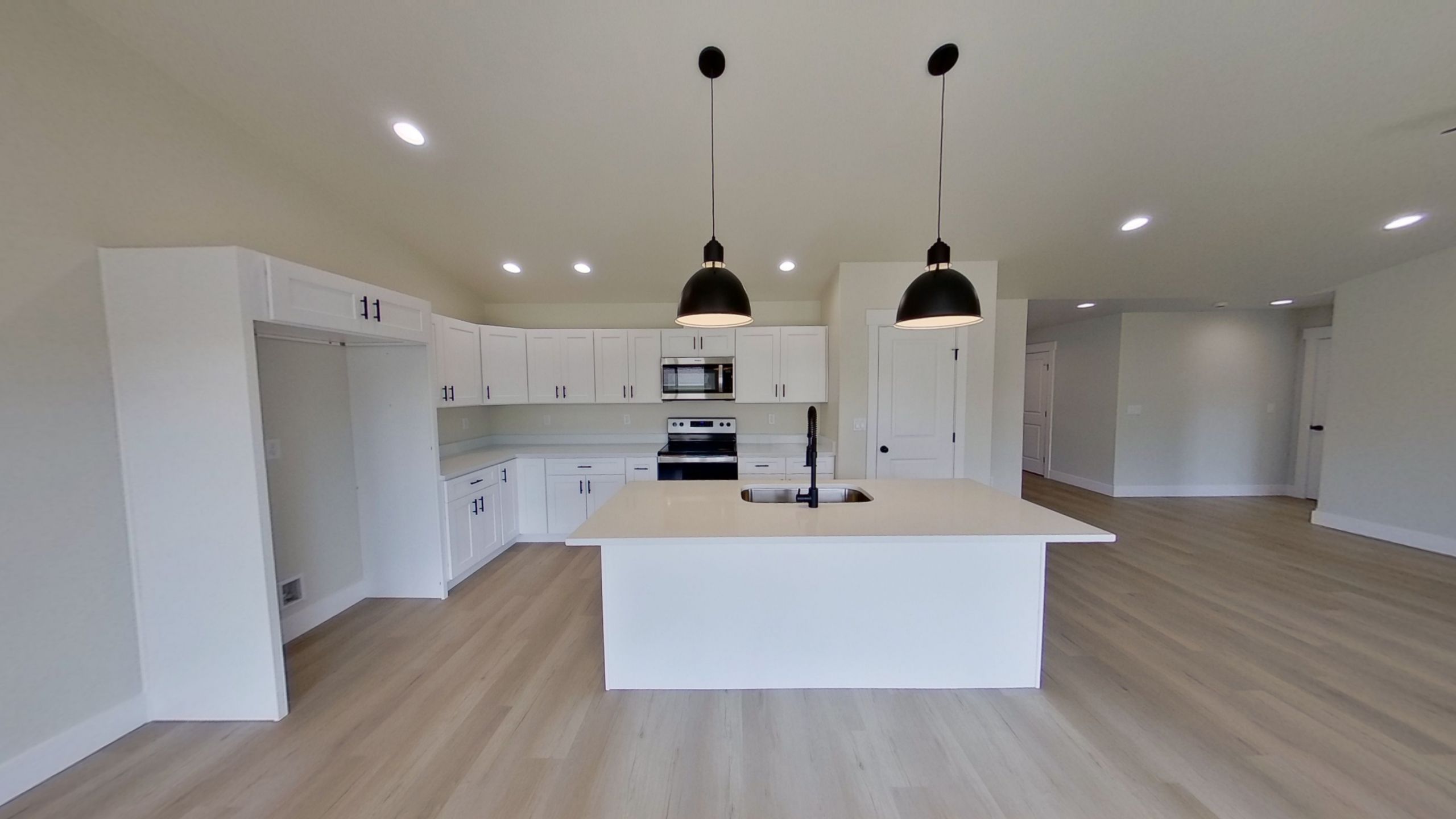 Real Homes por Real Homes en Seattle-Bellevue Washington