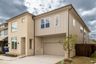 casa en The Village At Abrams por Serene Global