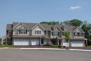 Hidden Meadows por Sal Lapio Homes en Allentown-Bethlehem Pennsylvania