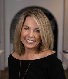 Amy Dawson por Jacob Custom Homes, LLC en Denver Colorado