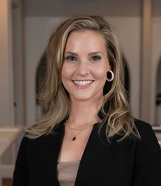 Jaime Phillips por Jacob Custom Homes, LLC en Denver Colorado