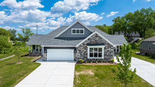 The Summit At Bain Stationpleasant Prairie, WI por Stepping Stone Homes en Milwaukee-Waukesha Wisconsin