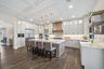 casa en King Road por Triumph Building Group