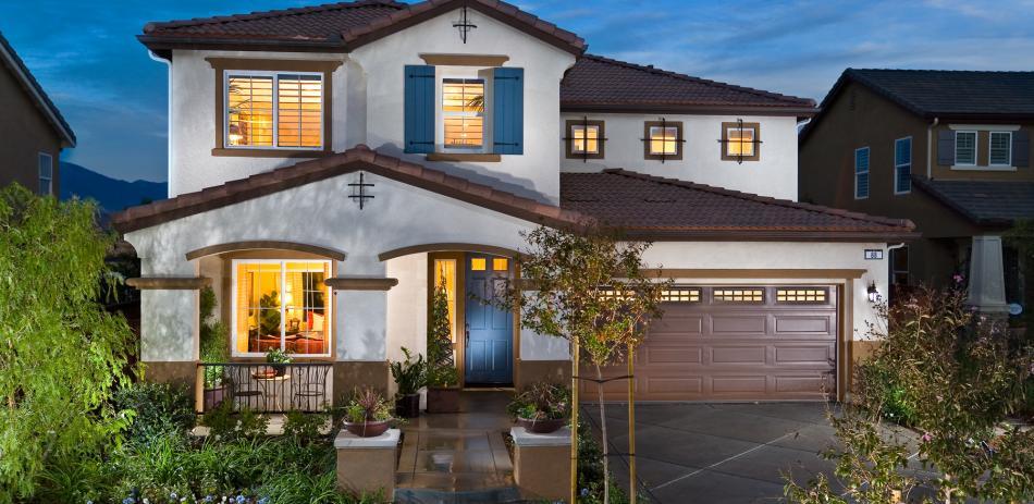 casa en Capital Pacific Homes por Capital Pacific Homes