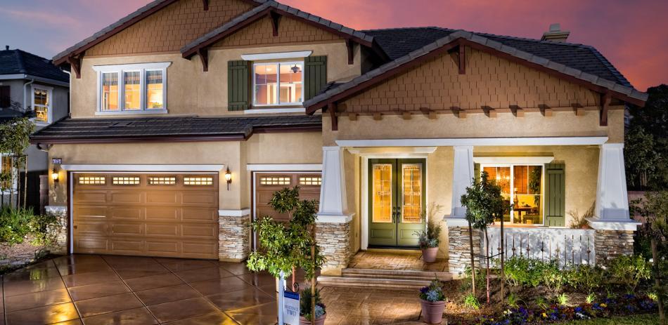 casa en Capital Pacific Homes por Capital Pacific Homes