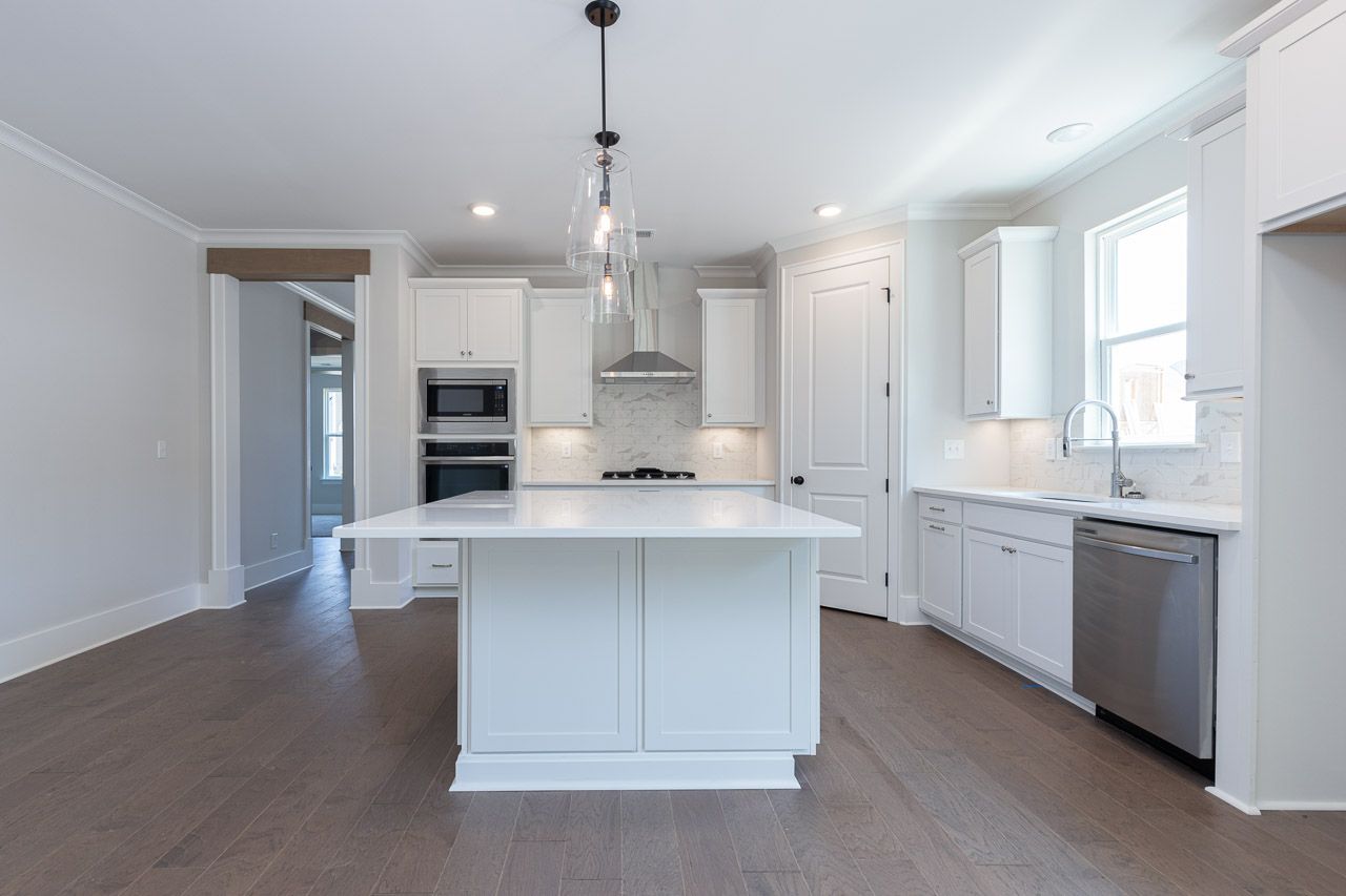 1005 Clifton Road Hoover. Birmingham, AL 35244