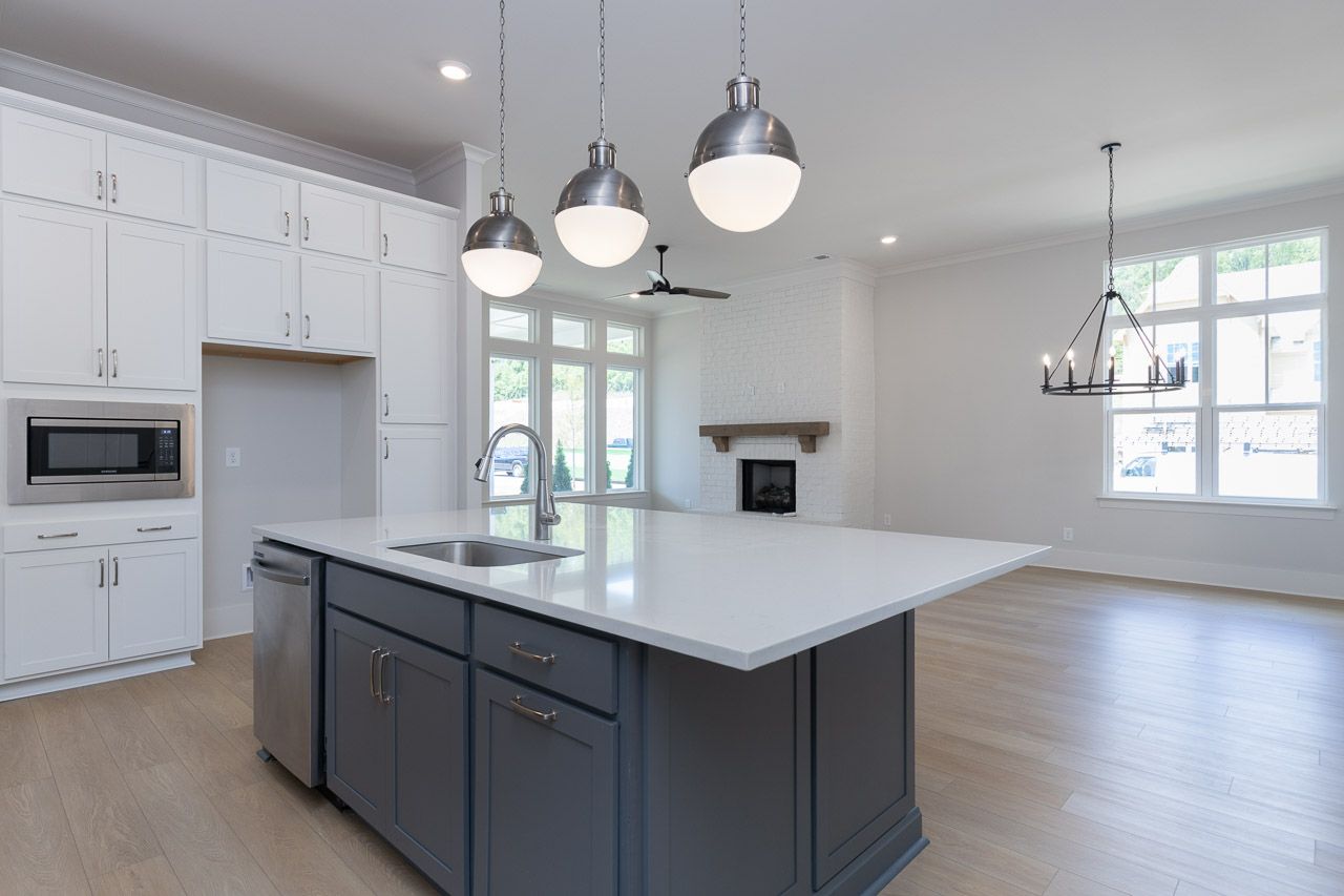 1005 Clifton Road Hoover. Birmingham, AL 35244