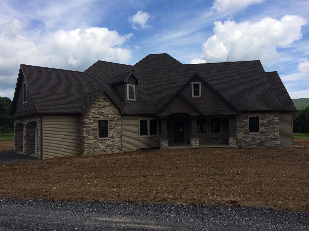 casa en Carriage Manor Builders Inc. por Carriage Manor Builders Inc.