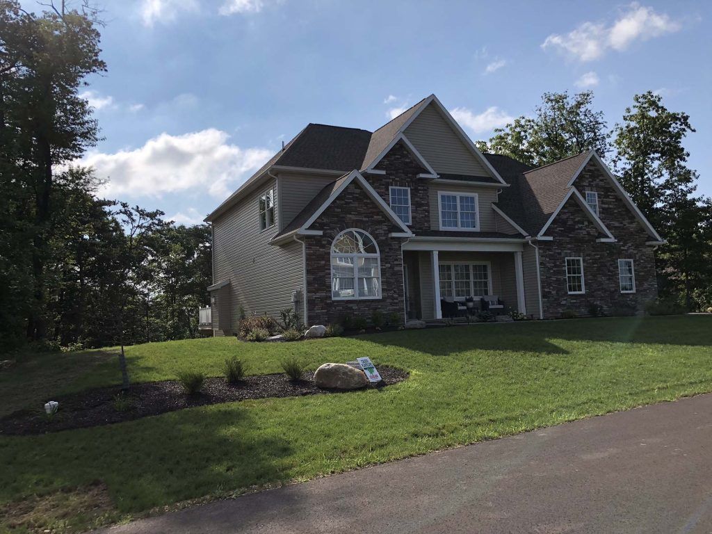 casa en Carriage Manor Builders Inc. por Carriage Manor Builders Inc.
