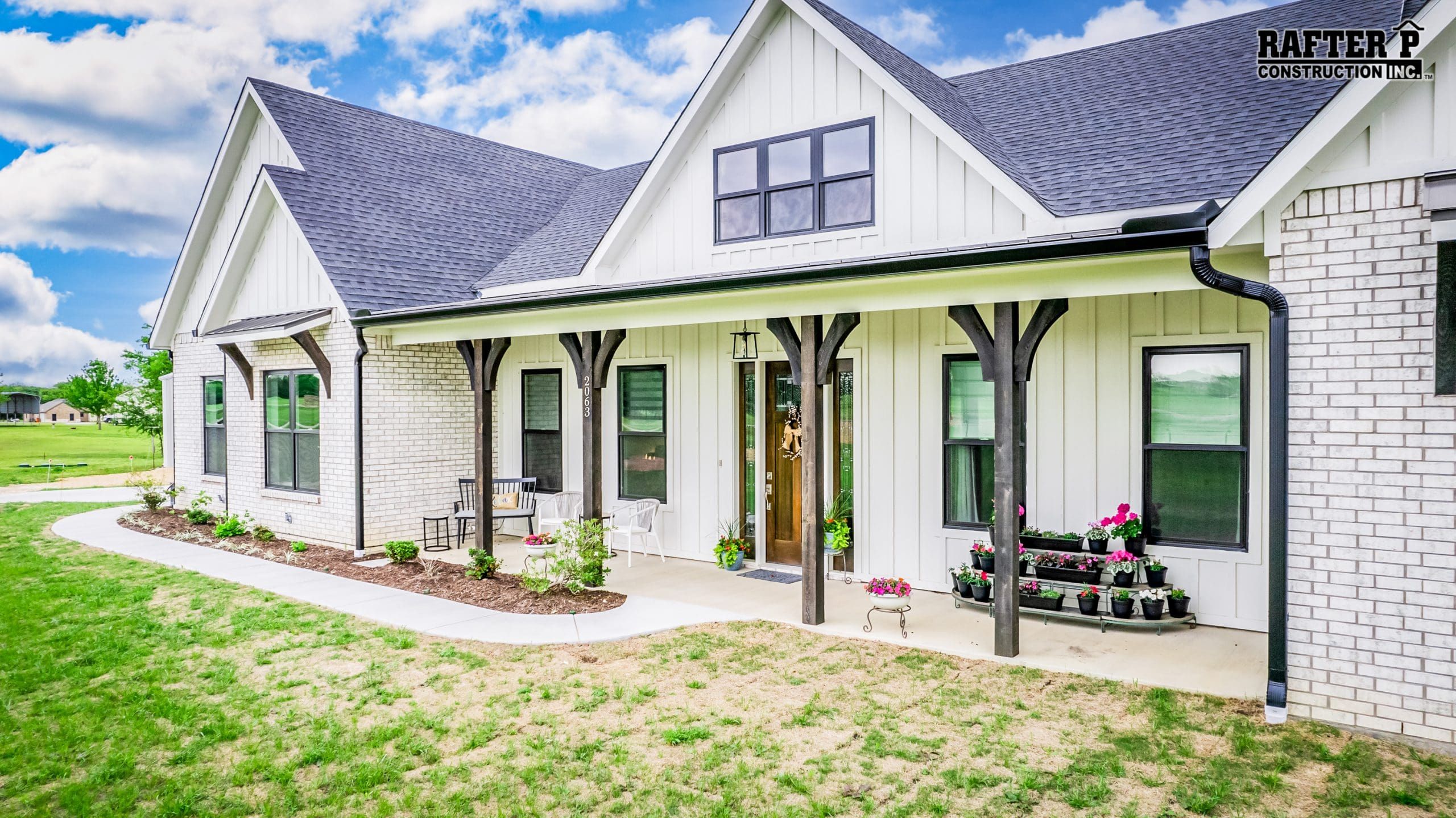 casa en Rafter P Construction por Rafter P Construction