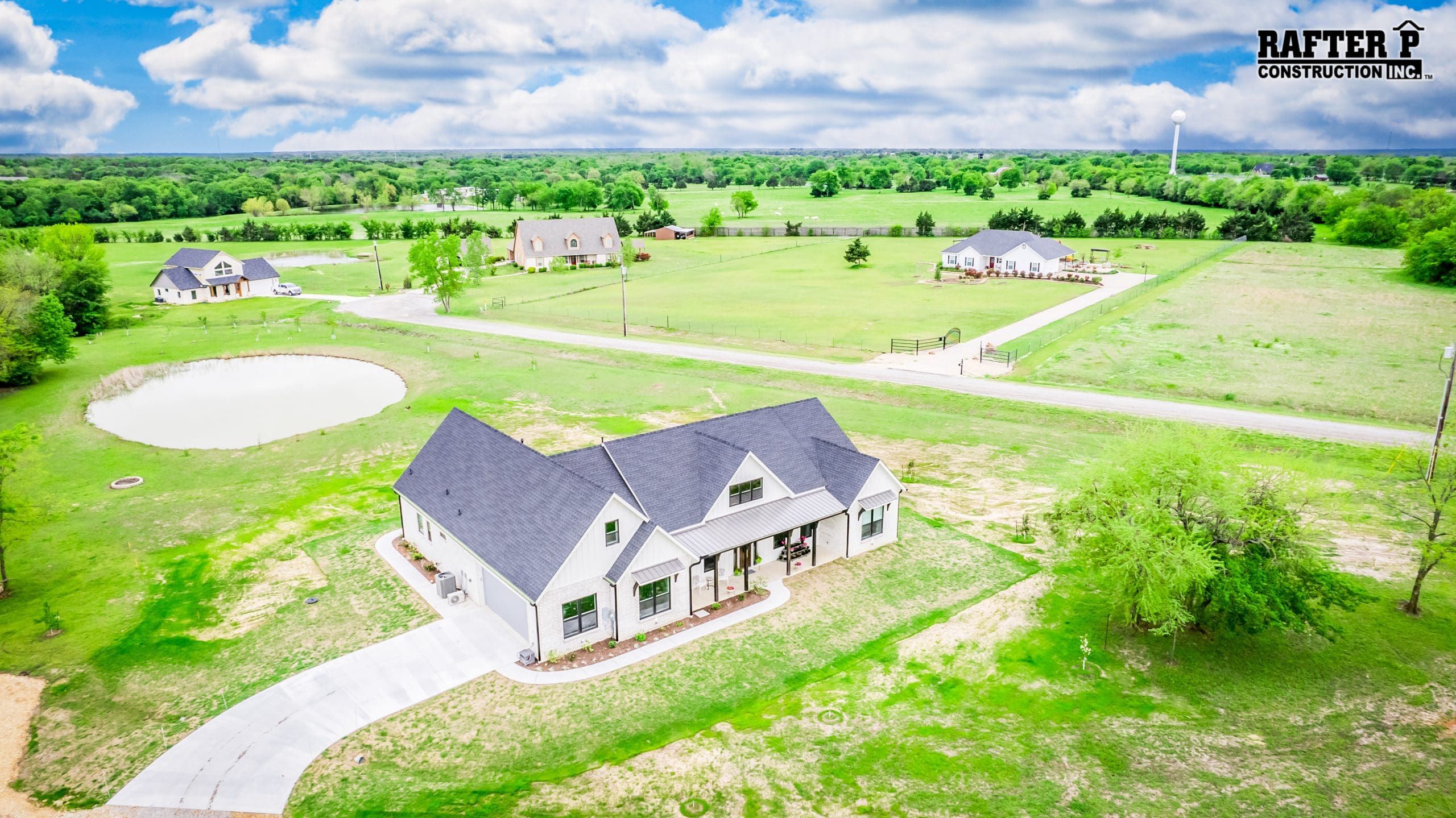 casa en Rafter P Construction por Rafter P Construction