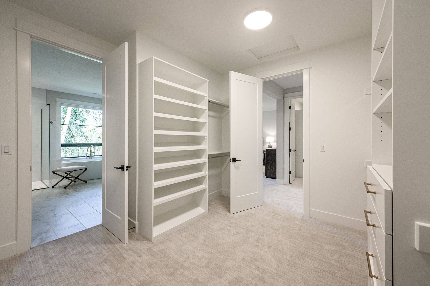 Lake Oswego, OR 97035