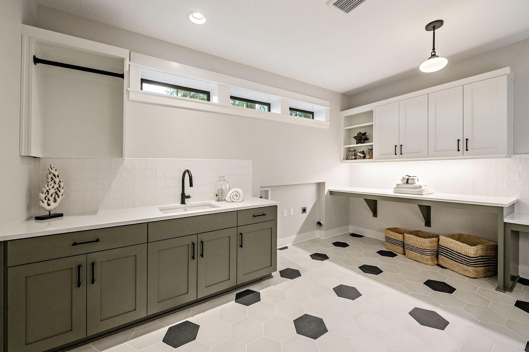 Lake Oswego, OR 97035