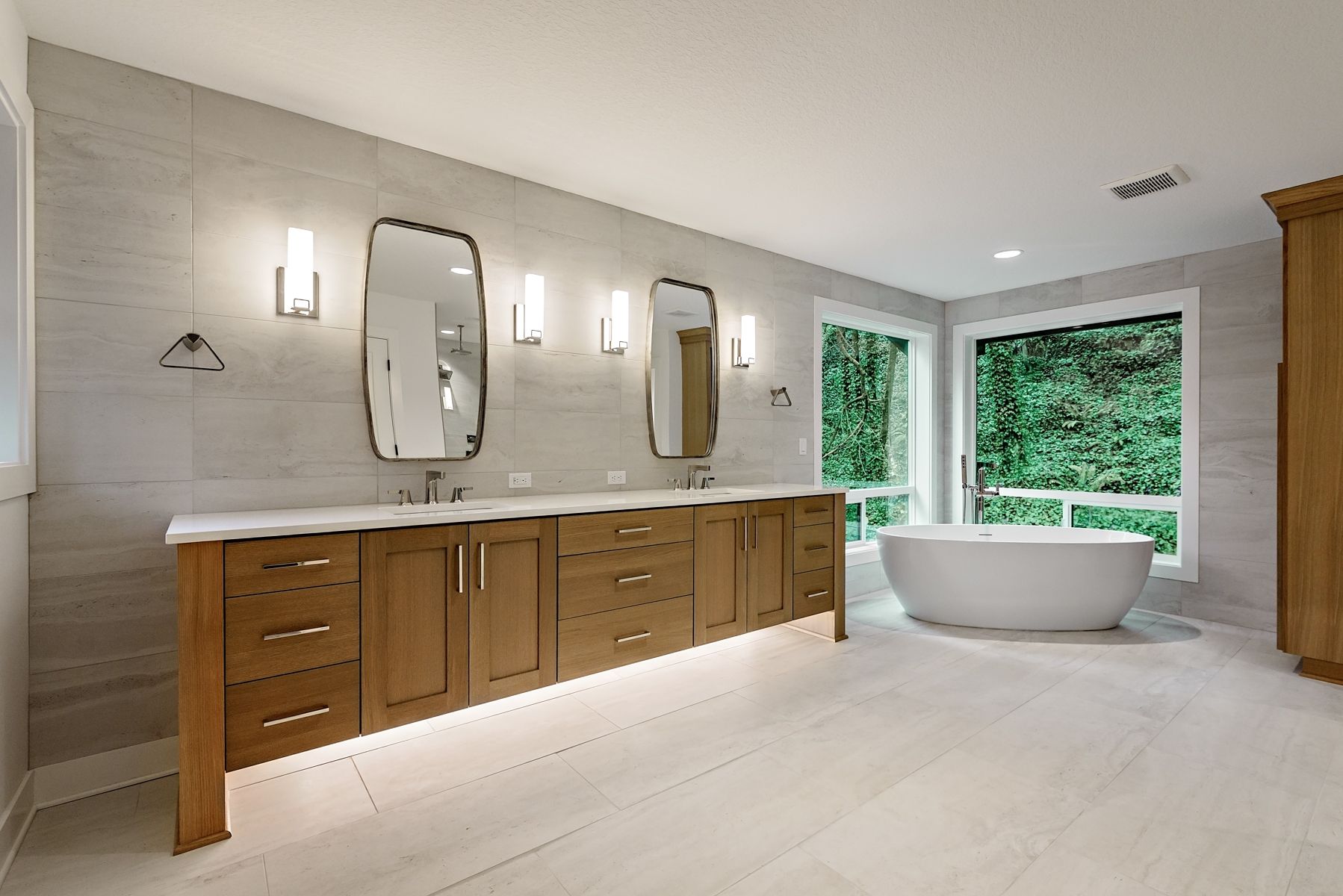 Phantom - Renaissance Homes: Lake Oswego, Oregon - Renaissance Homes