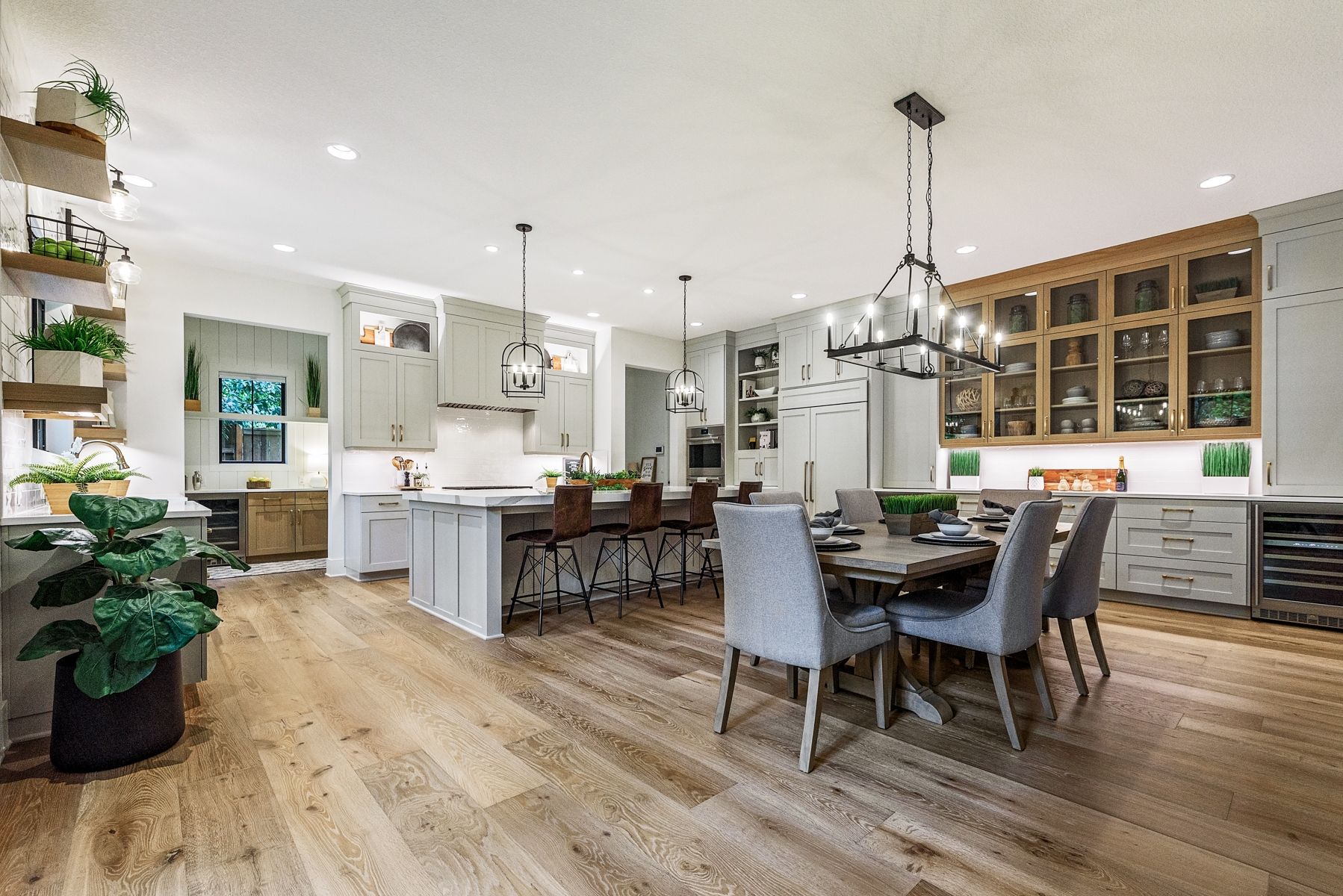 Lake Oswego, OR 97035