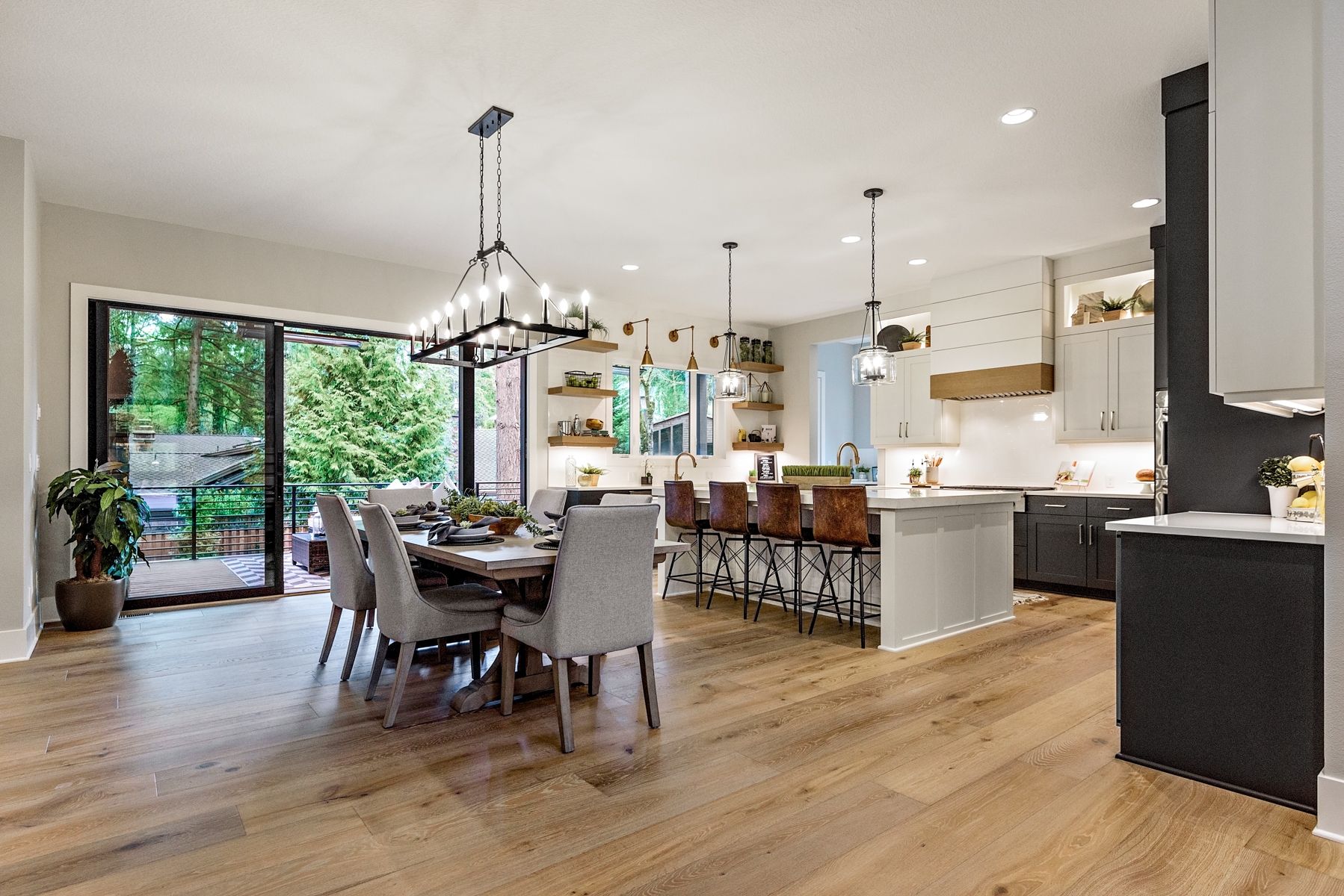 Lake Oswego, OR 97035