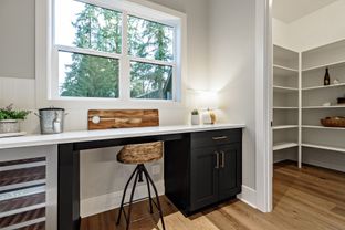 Crest - Renaissance Homes: Lake Oswego, Oregon - Renaissance Homes