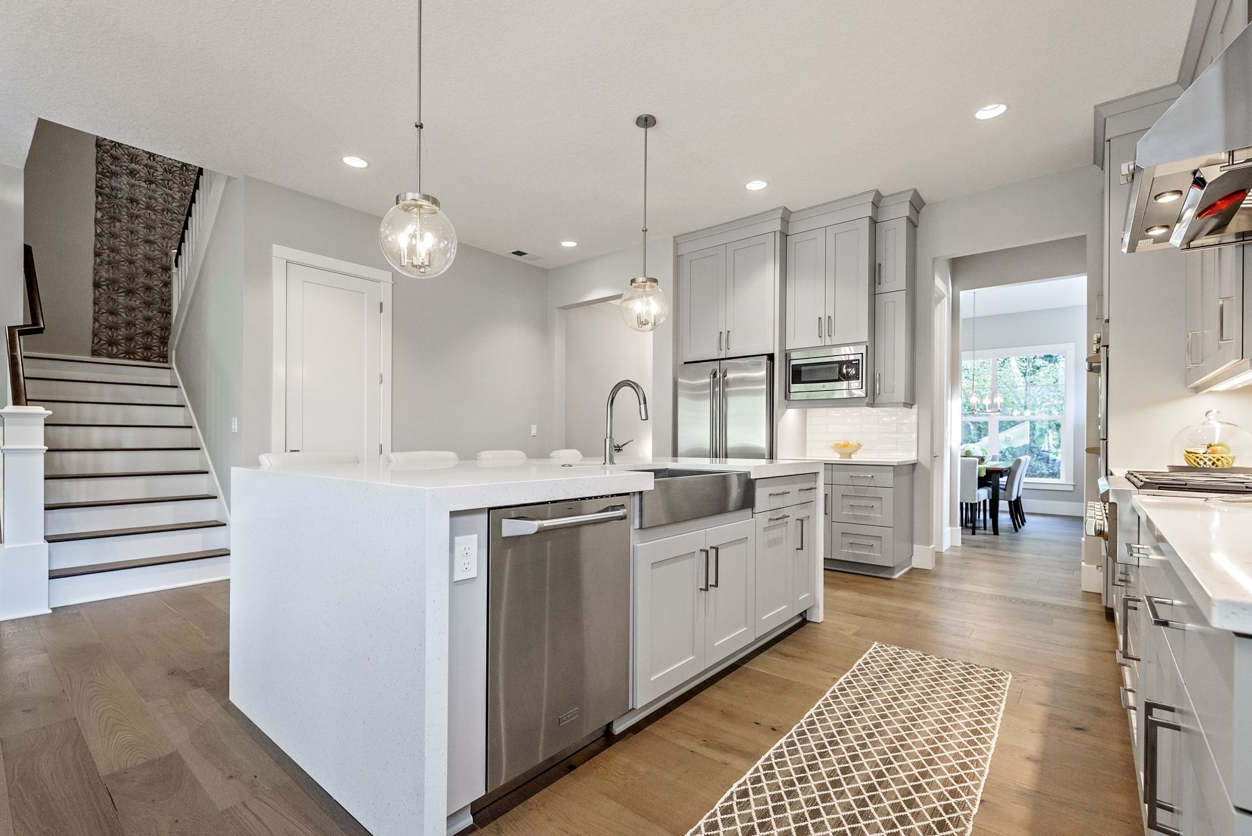 Lake Oswego, OR 97035