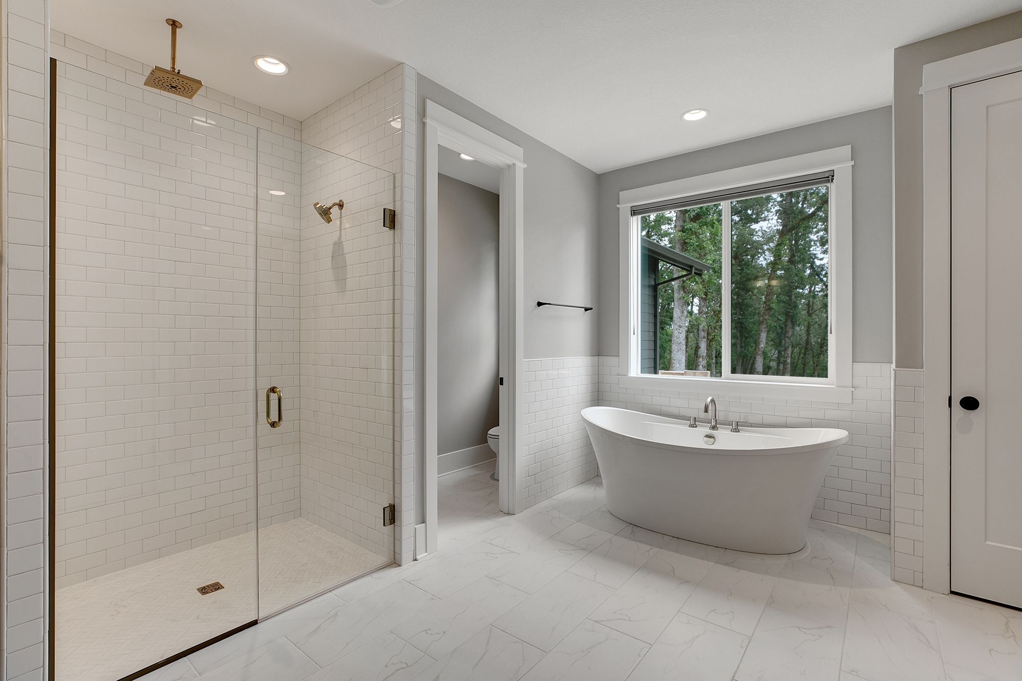 Lake Oswego, OR 97035