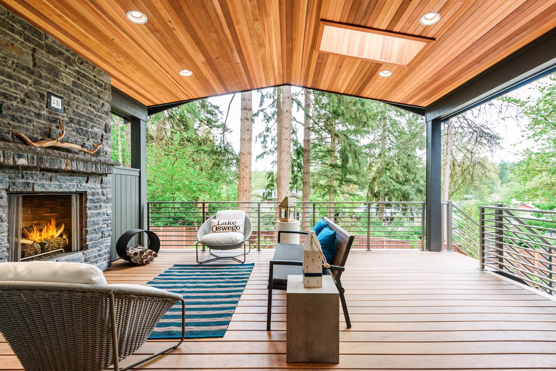 Lake Oswego, OR 97035