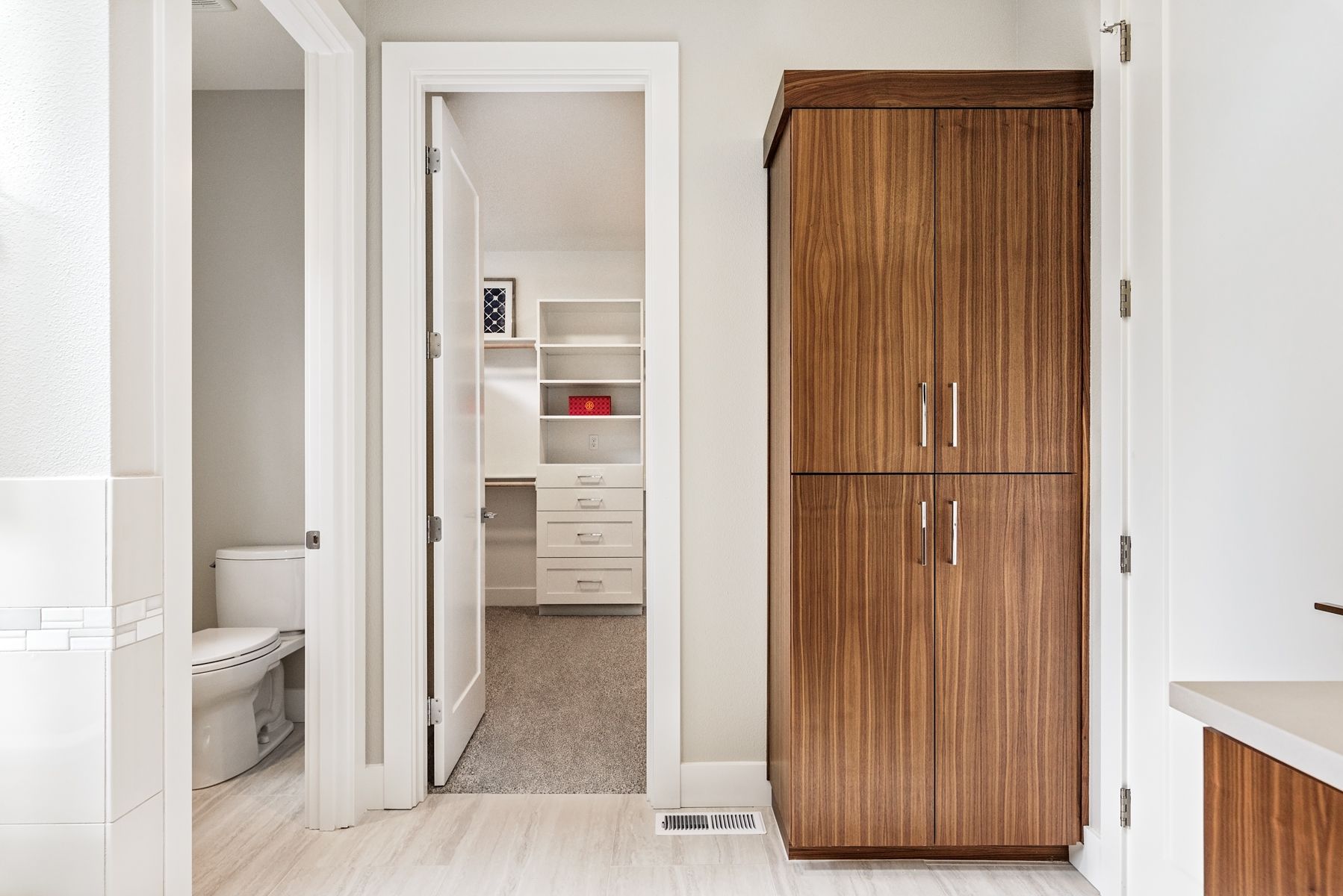 Lake Oswego, OR 97035