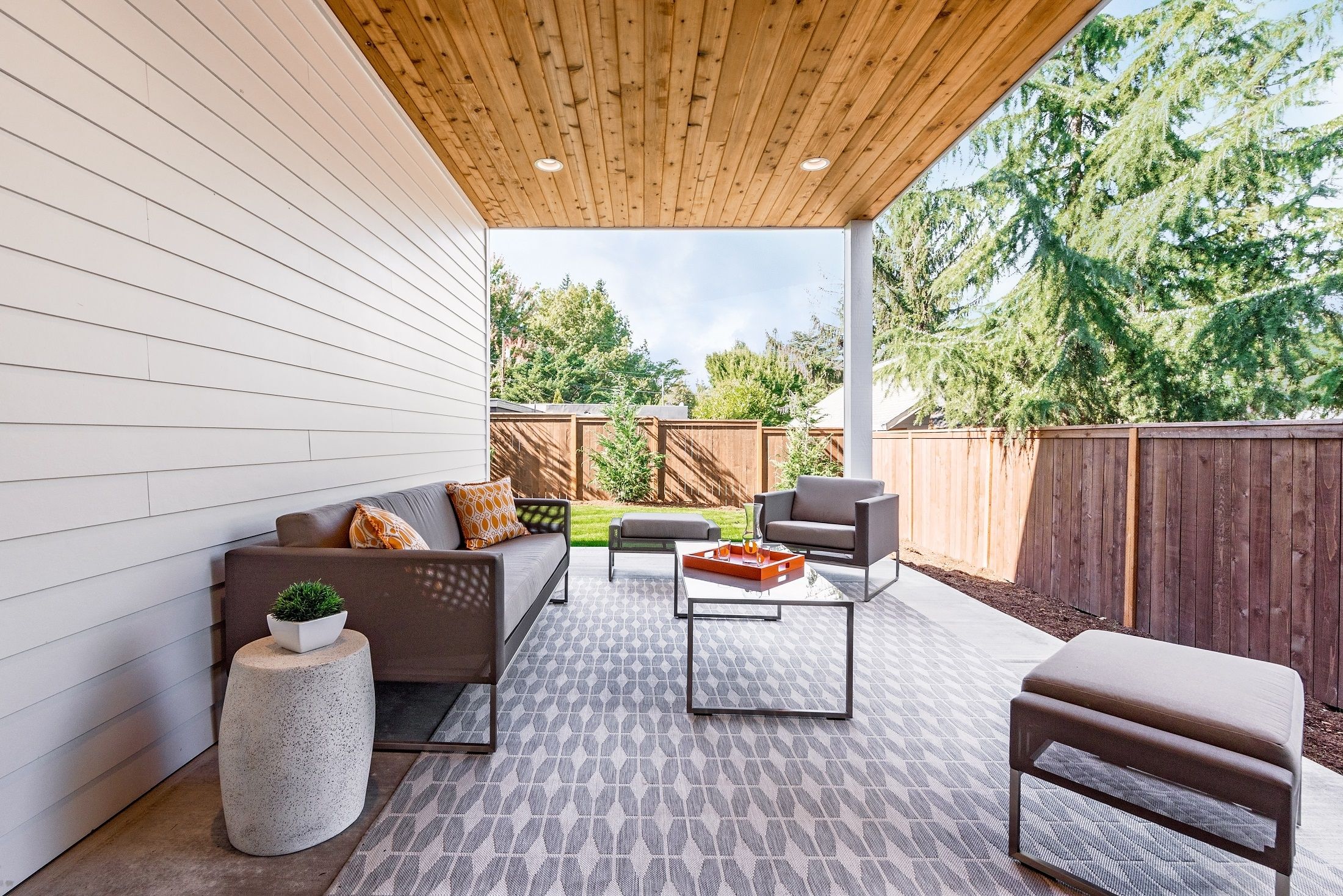 Lake Oswego, OR 97035