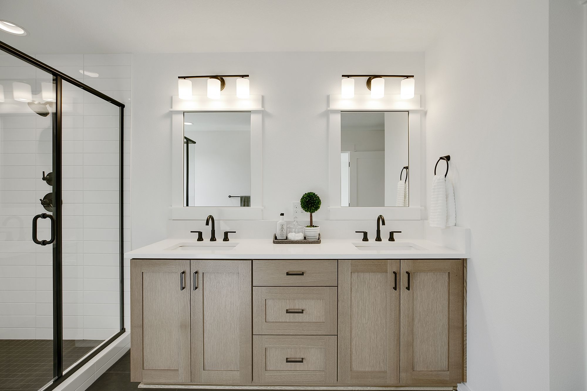 Lake Oswego, OR 97035