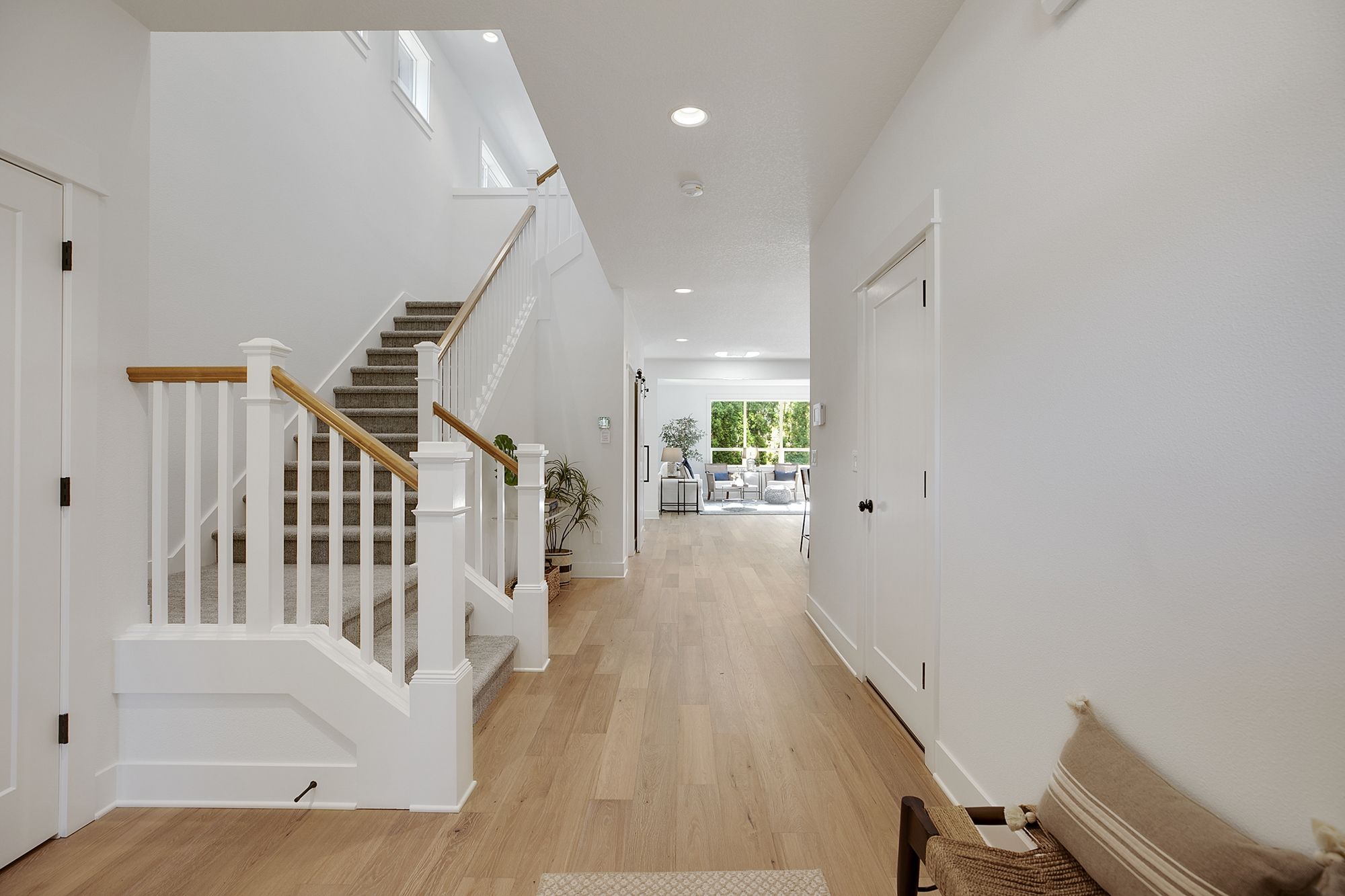 Lake Oswego, OR 97035