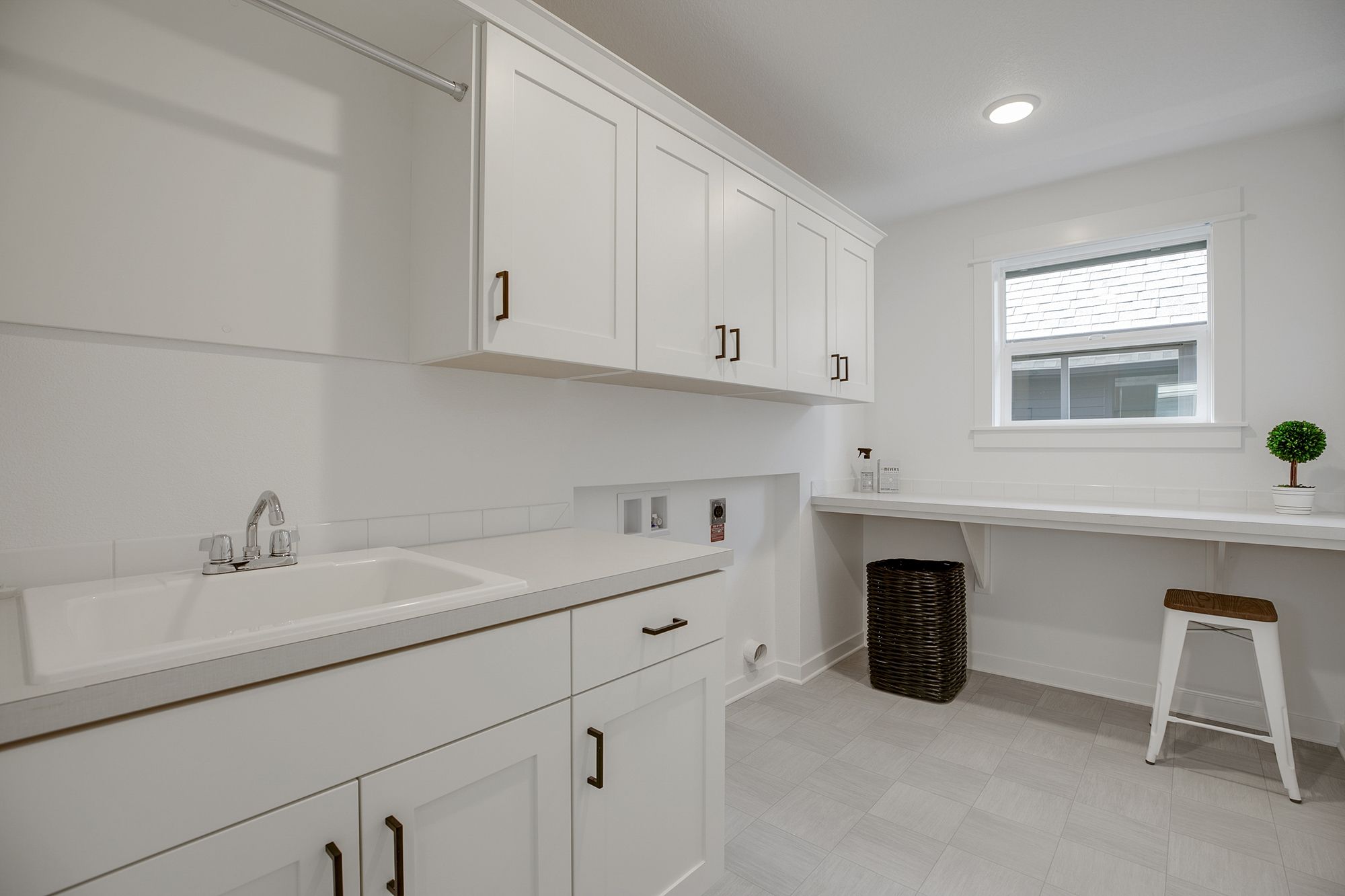 Lake Oswego, OR 97035