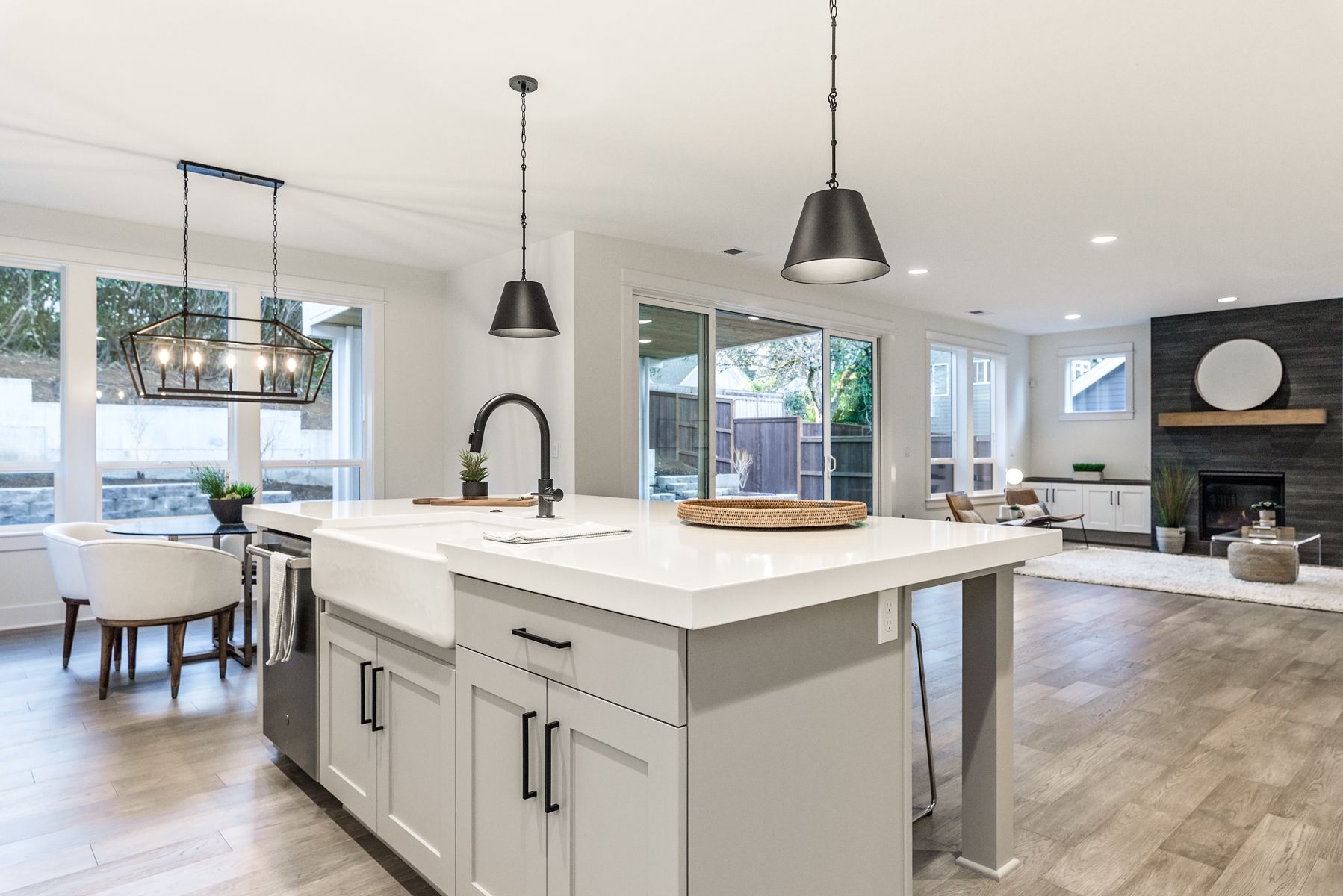 Vaughn Farmhouse - Renaissance Homes: Lake Oswego, Oregon - Renaissance Homes