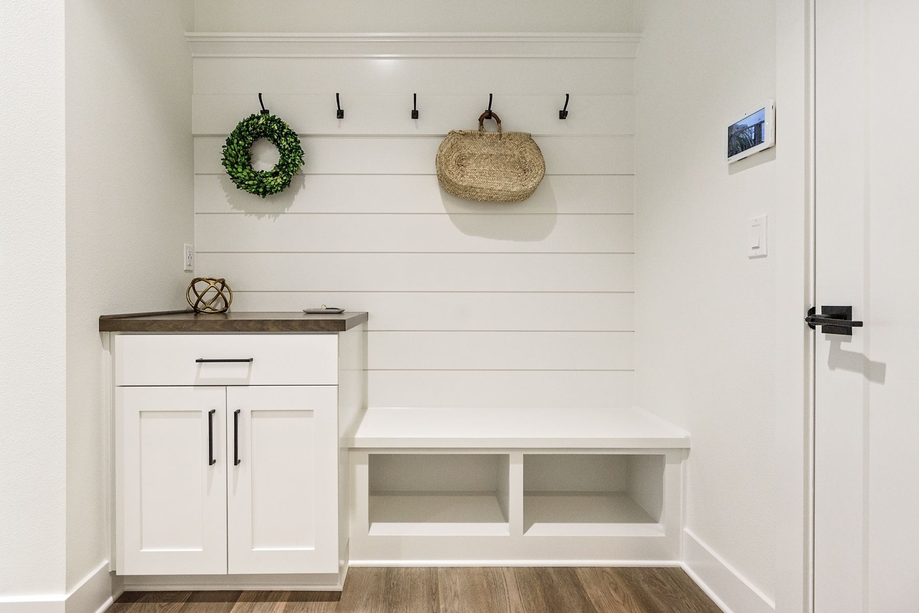 Lake Oswego, OR 97035