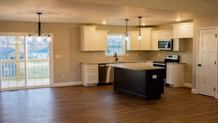 Dowd Contracting Custom Homes por Dowd Contracting Custom Homes en St. Louis Missouri