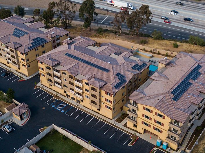 casa en Bella Vita por Kire Builders Inc.