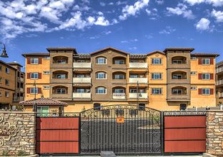 Bella Vita por Kire Builders Inc. en San Diego California