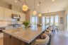 casa en Crystal Creek Builders, Inc. por Crystal Creek Builders, Inc.