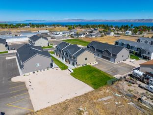 Bear Lake Escapes por Sierra Homes Inc en Logan Utah
