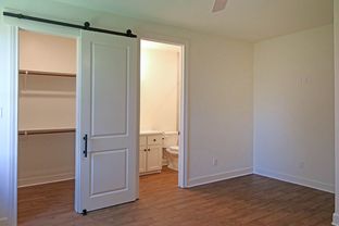 Alethium Star Homes, LLC por Alethium Star Homes, LLC en Killeen Texas
