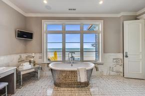 Heritage Luxury Homes - Winnetka, IL